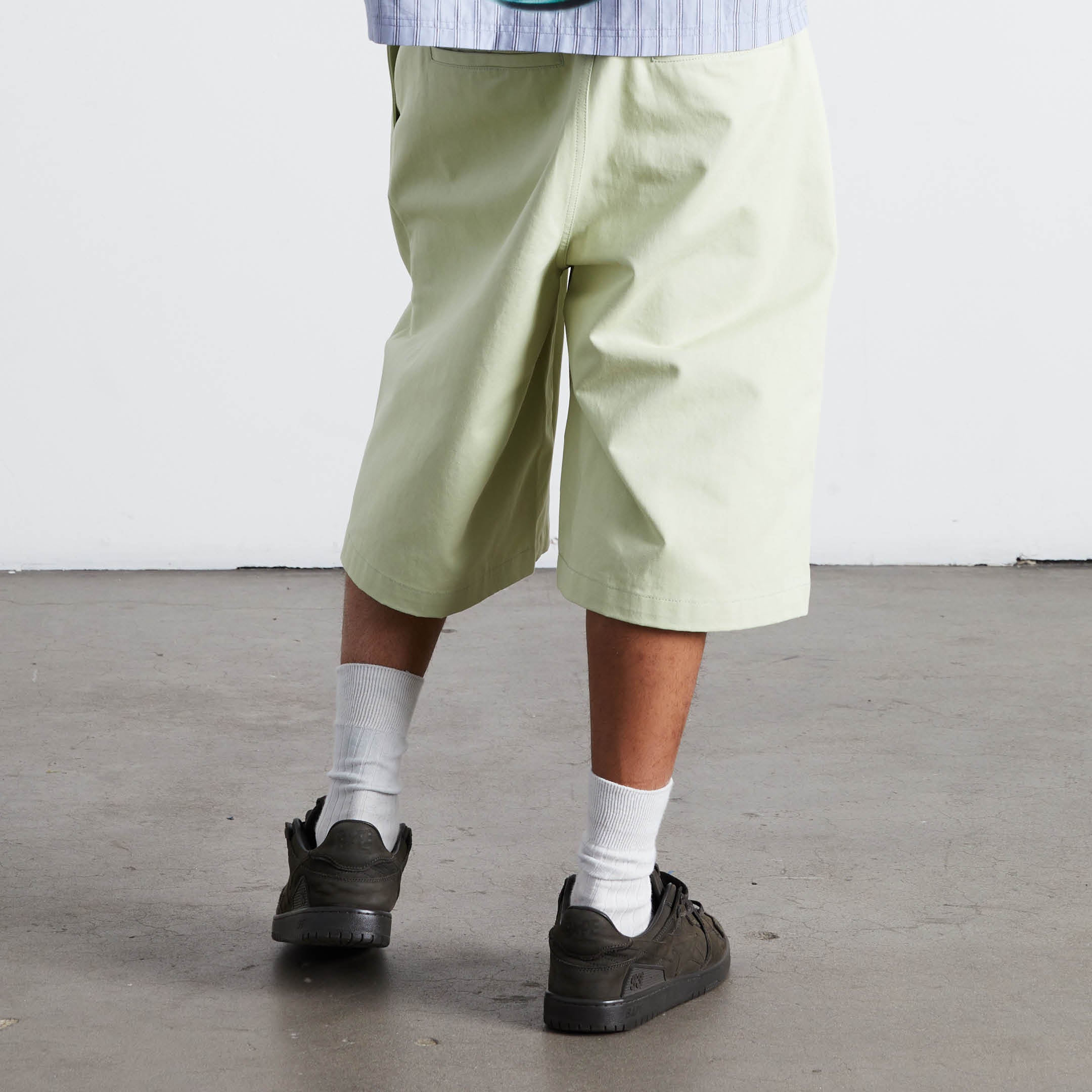 1016-sorta-long-chino-short-37.jpg Sorta Long Chino Short