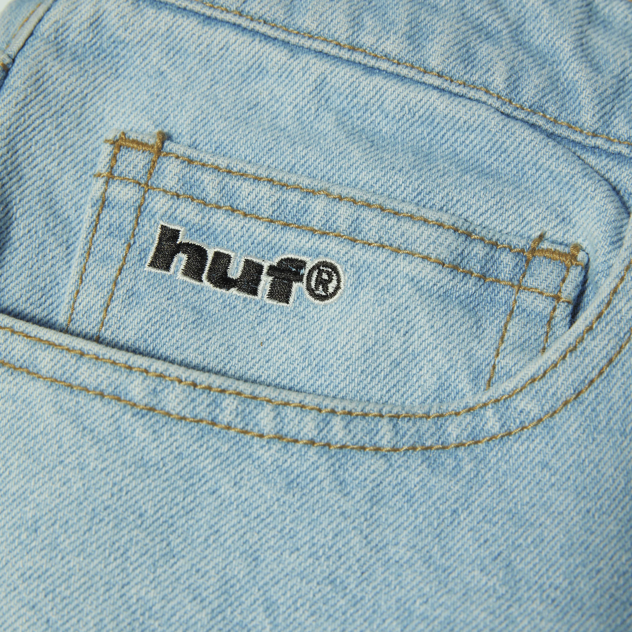 186-basic-ass-jeans-12.webp Basic Ass Jeans