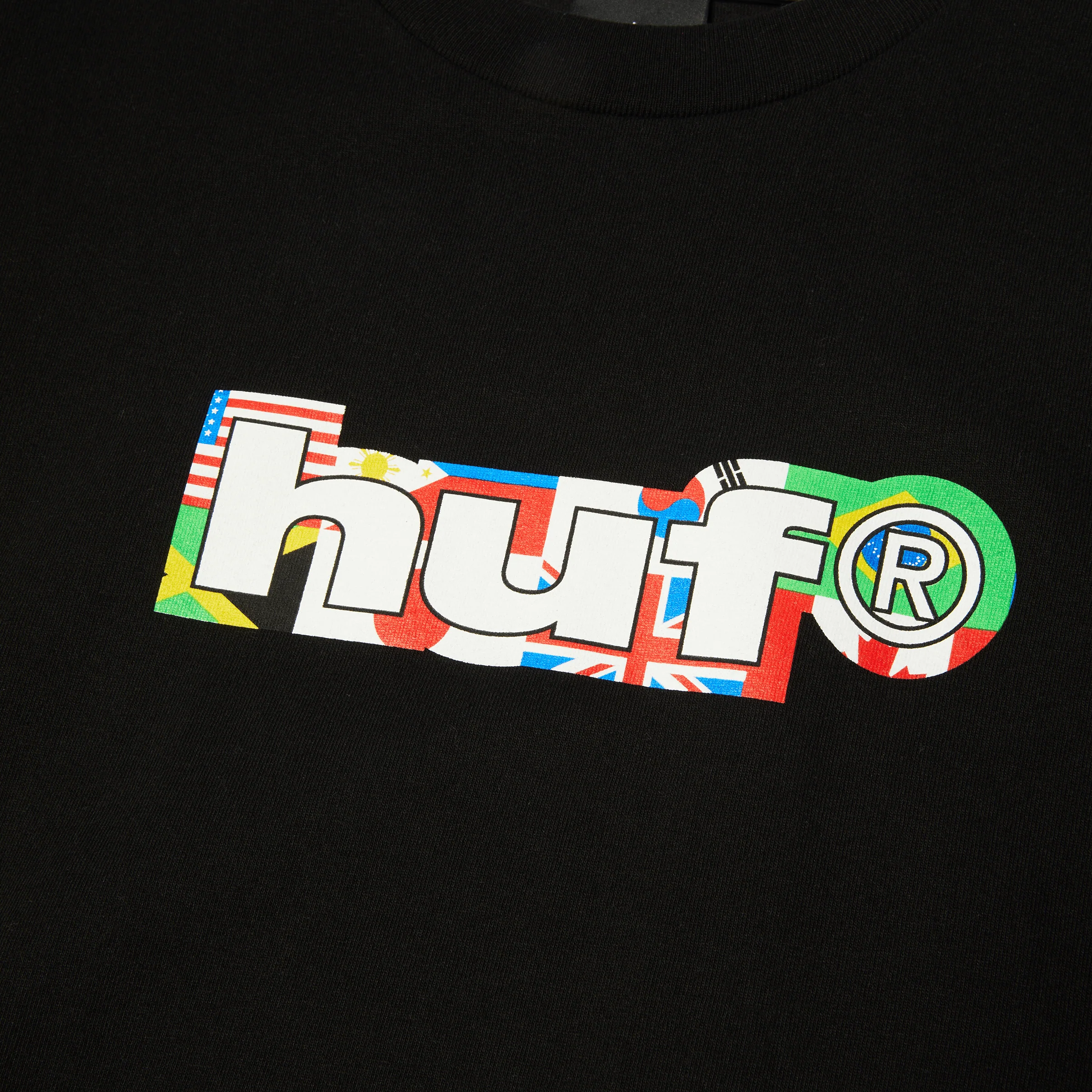 2151-disney-huf-mickey-world-tour-silhouette-t-shirt-3.webp Disney | HUF Mickey World Tour Silhouette T-Shirt