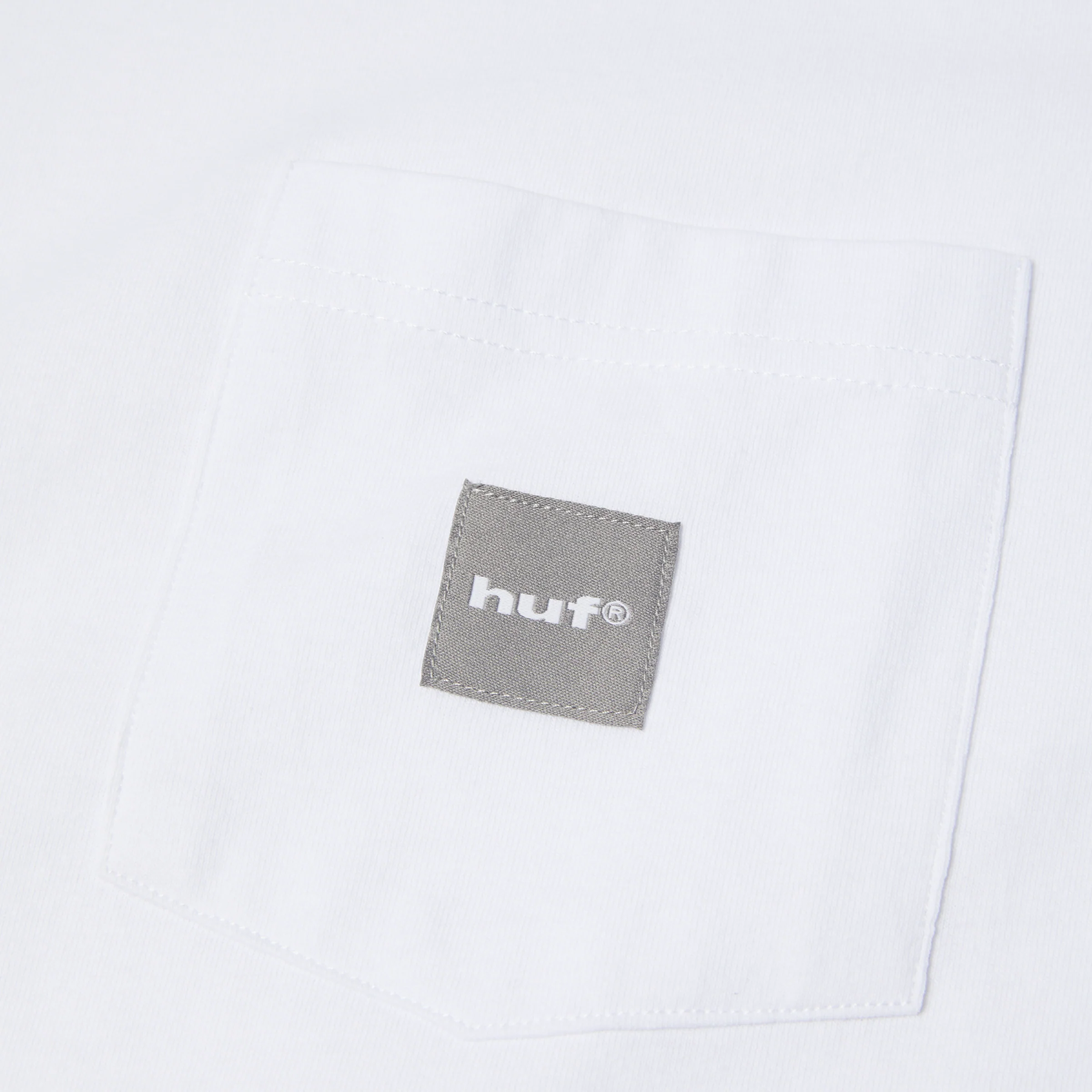 238-box-logo-pocket-t-shirt-6.webp Box Logo Pocket T-Shirt