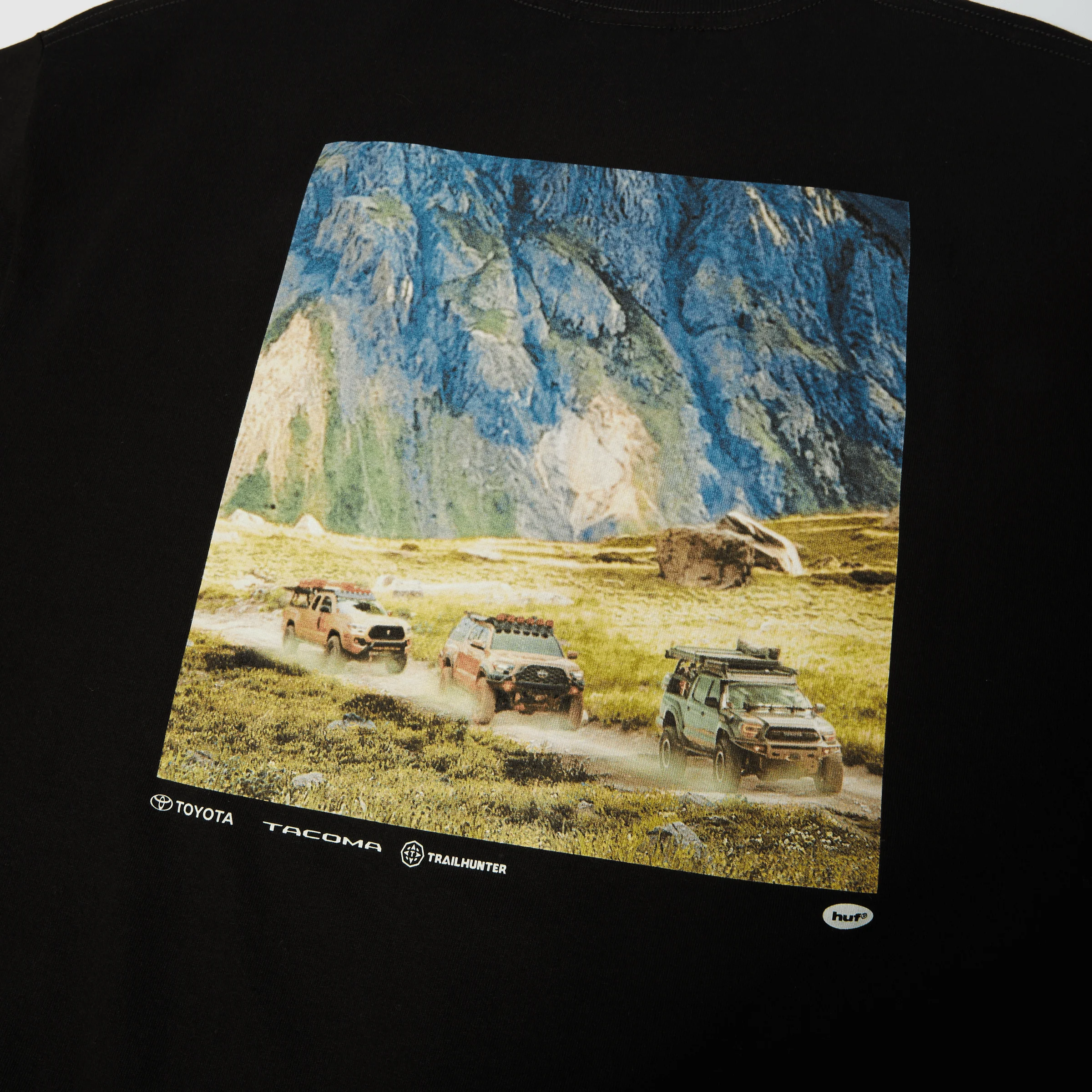 2532-huf-x-toyota-trailhunter-convoy-t-shirt-4.webp HUF x Toyota Trailhunter Convoy T-Shirt