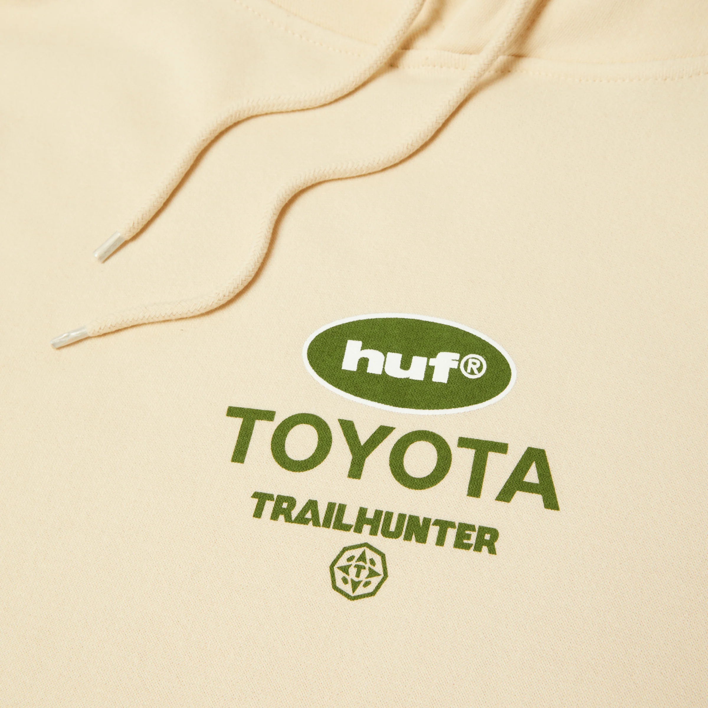 2550-huf-x-toyota-trailhunter-tacoma-overland-pullover-hoodie-3.webp HUF x Toyota Trailhunter Tacoma Overland Pullover Hoodie