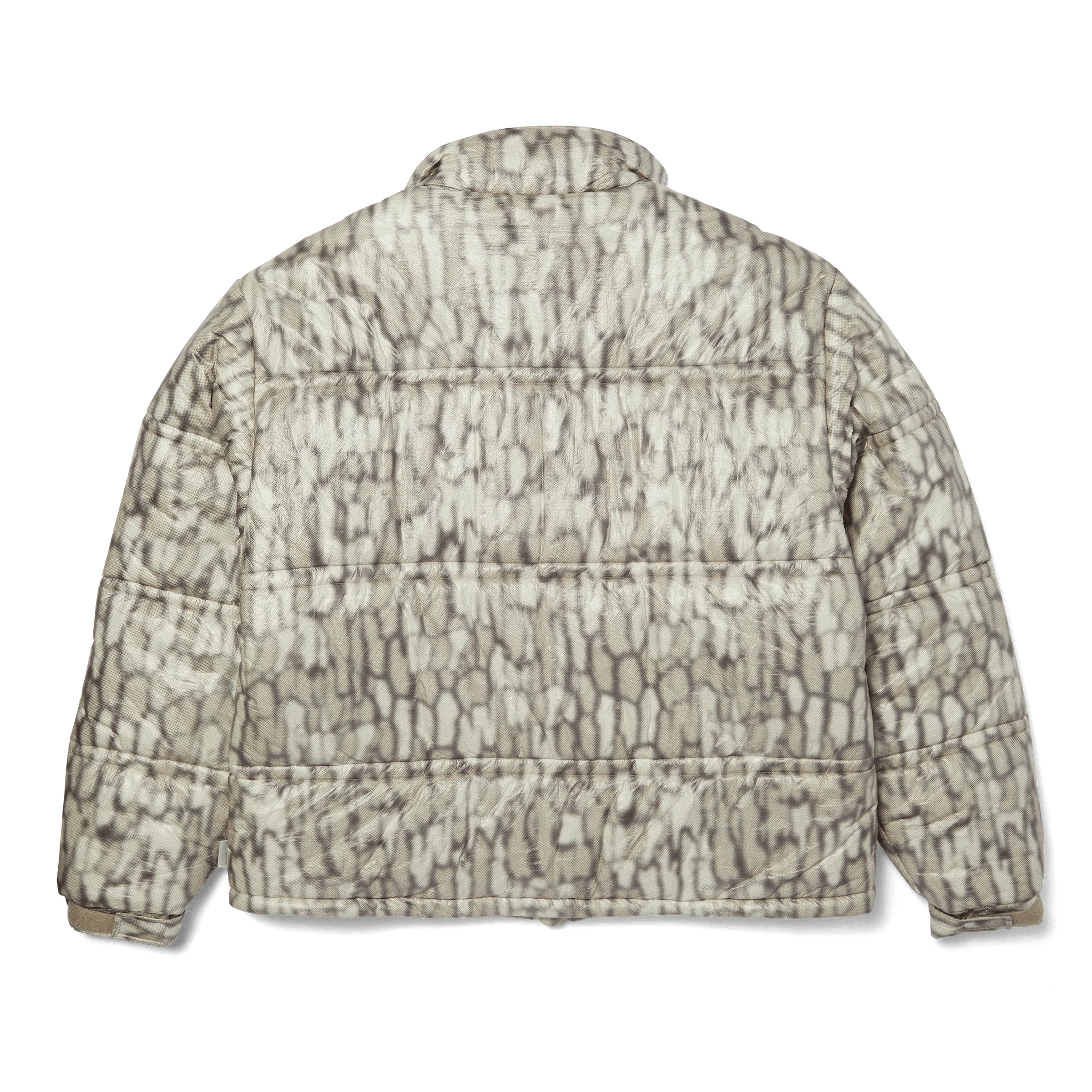 3051-89-warped-camo-tyvek-puffer-3.webp 89 Warped Camo Tyvek Puffer