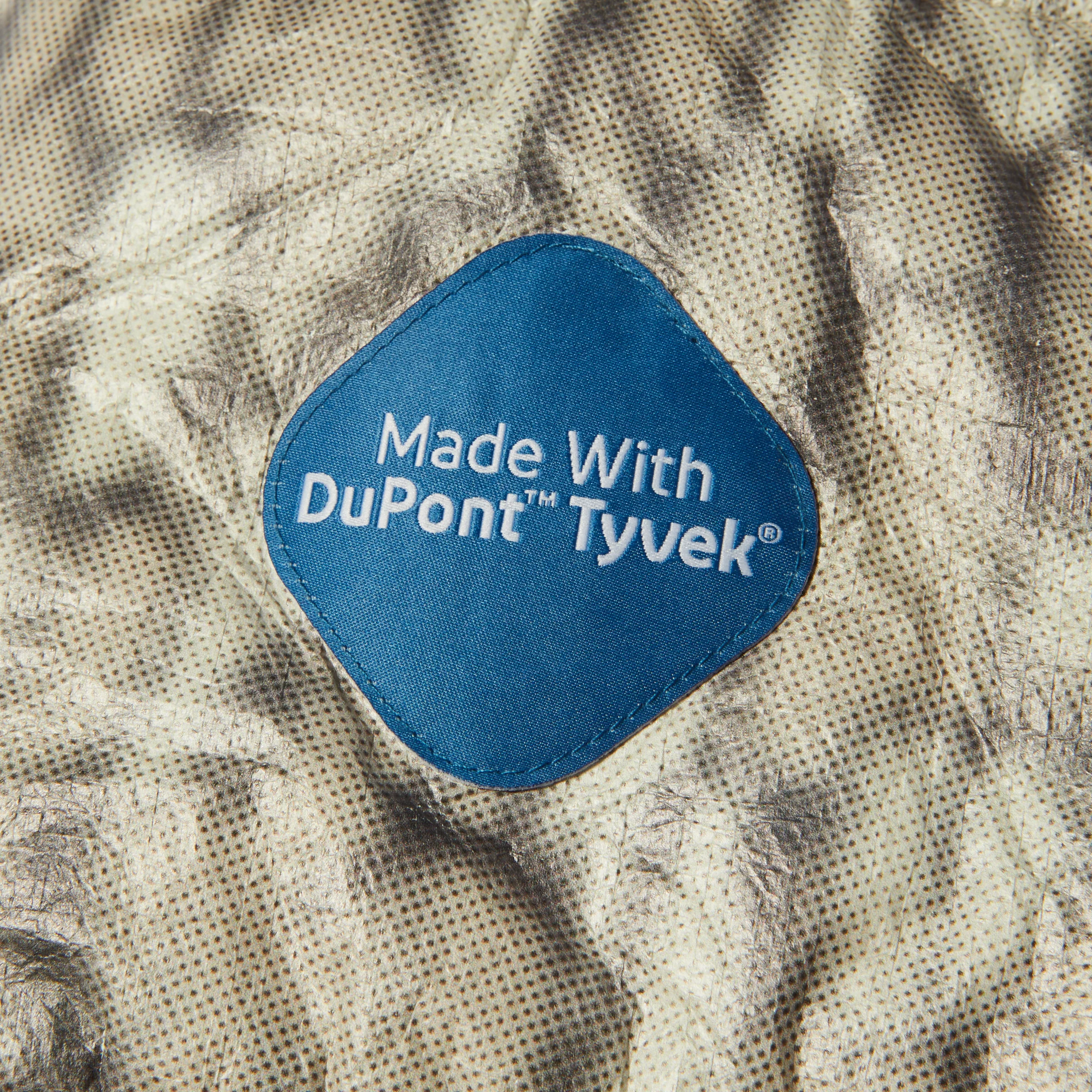 3051-89-warped-camo-tyvek-puffer-7.webp 89 Warped Camo Tyvek Puffer