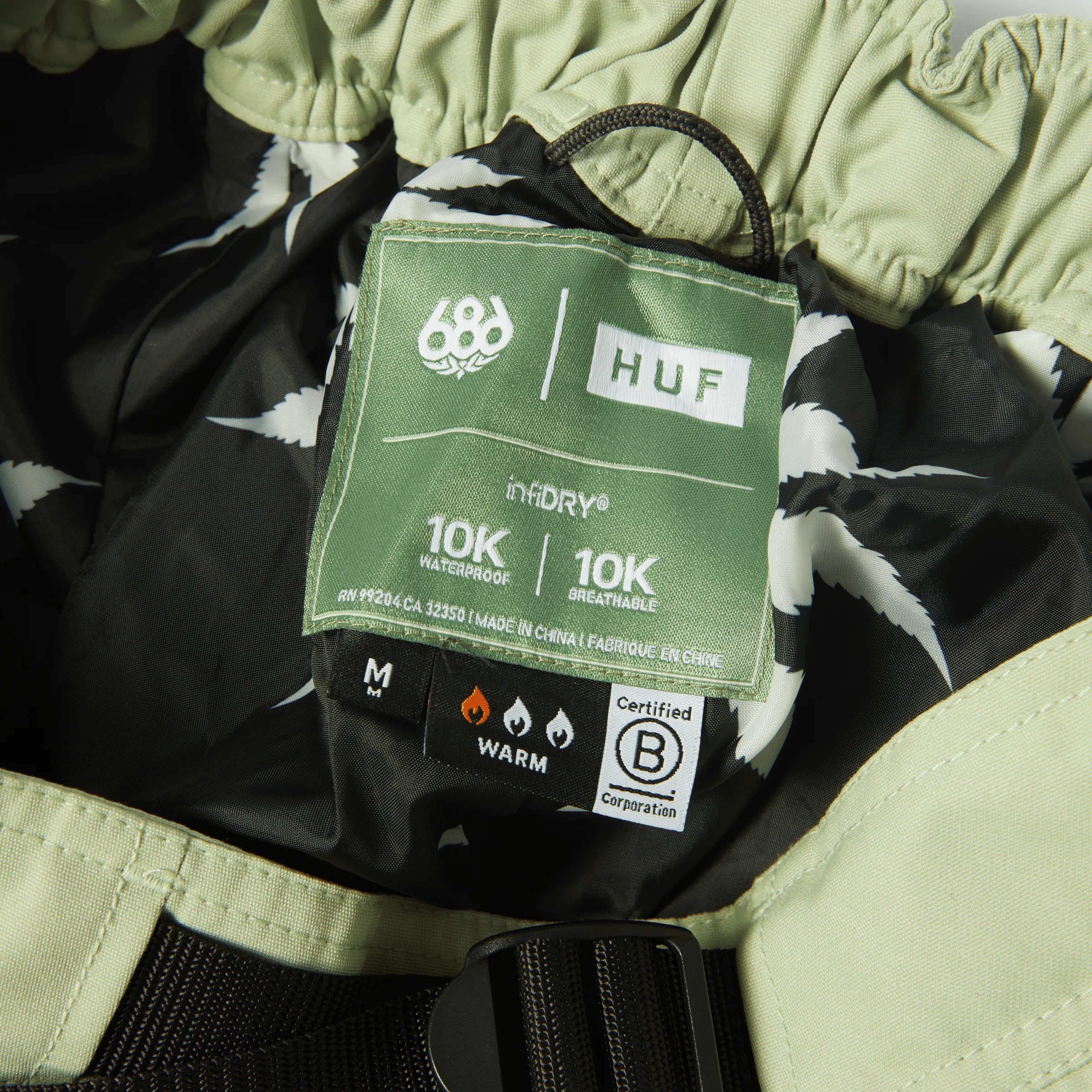3353-huf-x-686-double-h-shell-pant-5.webp HUF x 686 Double H Shell Pant