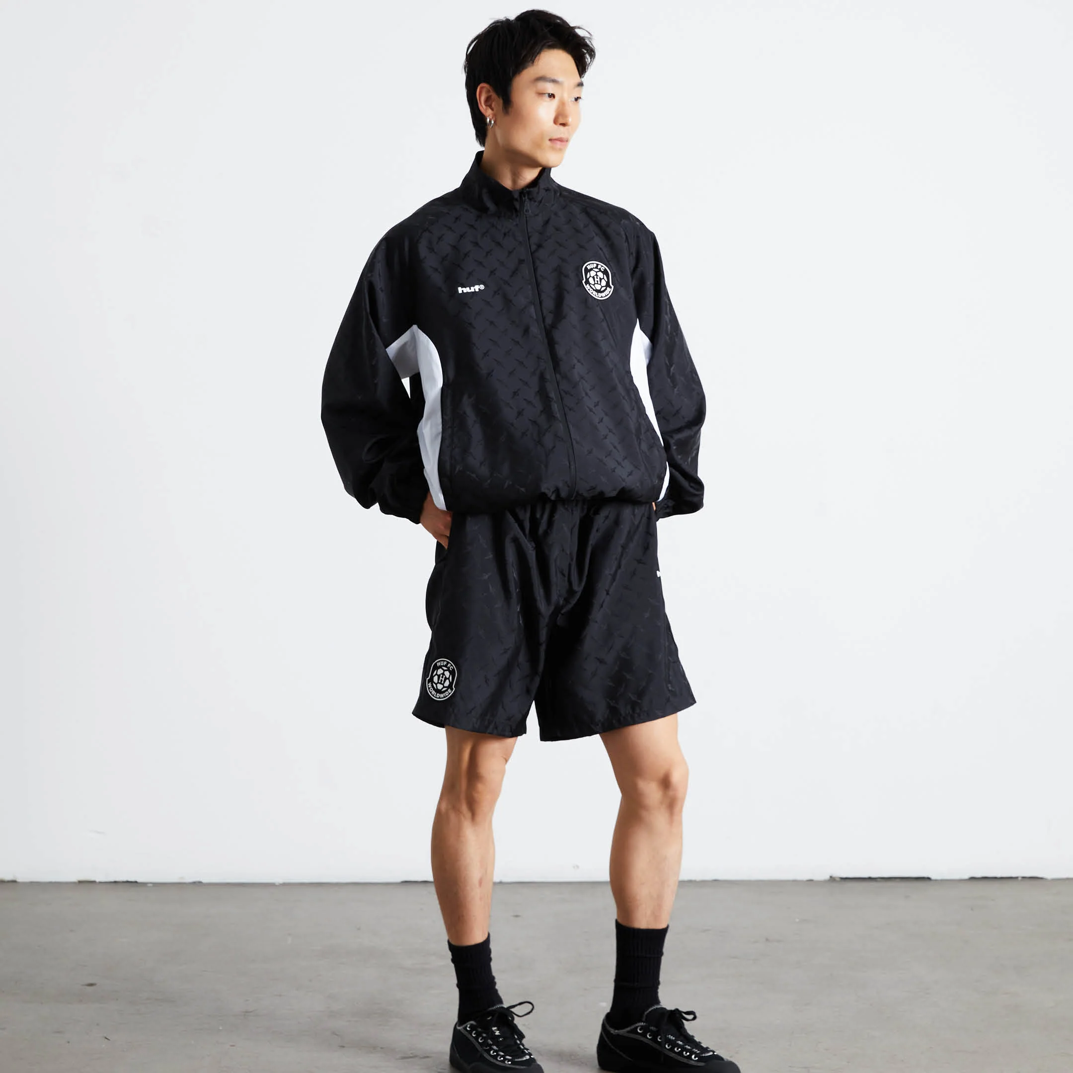 606-huf-fc-easy-short-5.webp HUF FC Easy Short