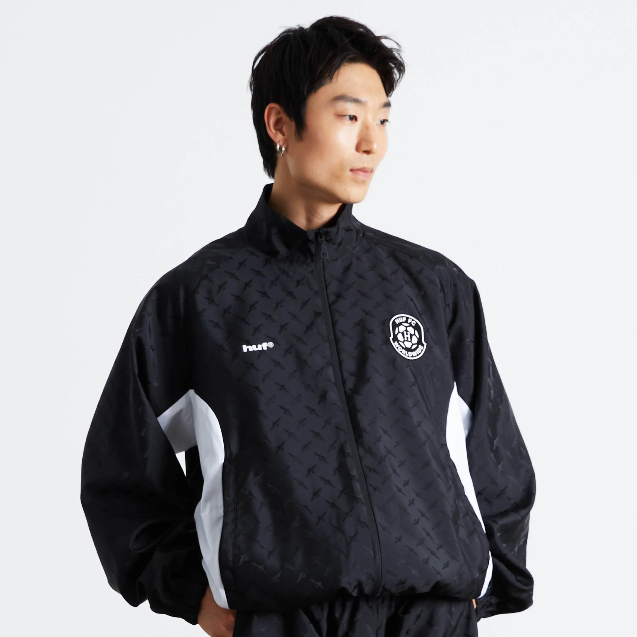 612-huf-fc-windbreaker-10.webp HUF FC Windbreaker