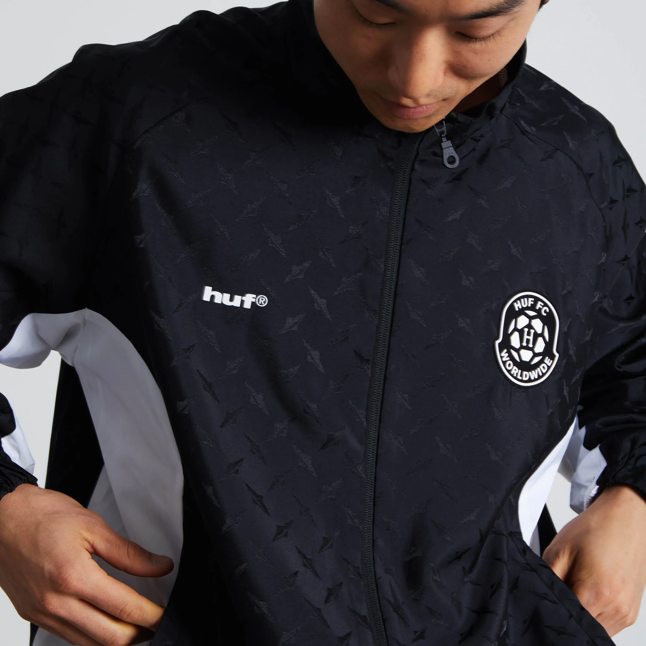 612-huf-fc-windbreaker-16.webp HUF FC Windbreaker