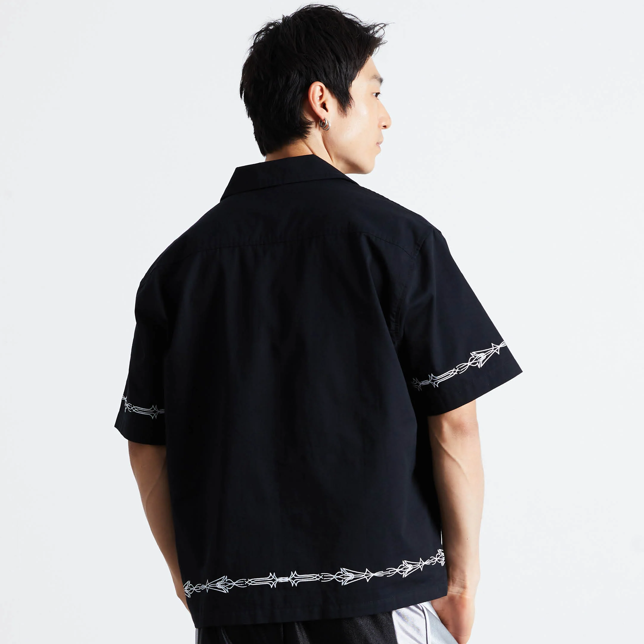 920-pinstripe-embroidered-resort-shirt-15.webp Pinstripe Embroidered Resort Shirt